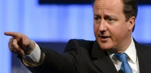 Cameron critique l'Europe non compétitive et son projet de taxe financière